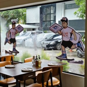 สติ๊กเกอร์ติดกระจกหน้าร้าน