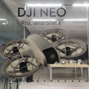 สติ๊กเกอร์ติดกระจกหน้าร้าน