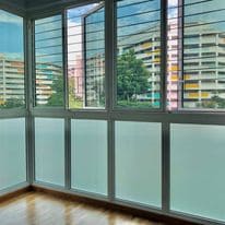 สติกเกอร์ติดกระจกฝ้า