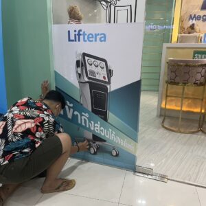 สติ๊กเกอร์ติดกระจกหน้าร้าน