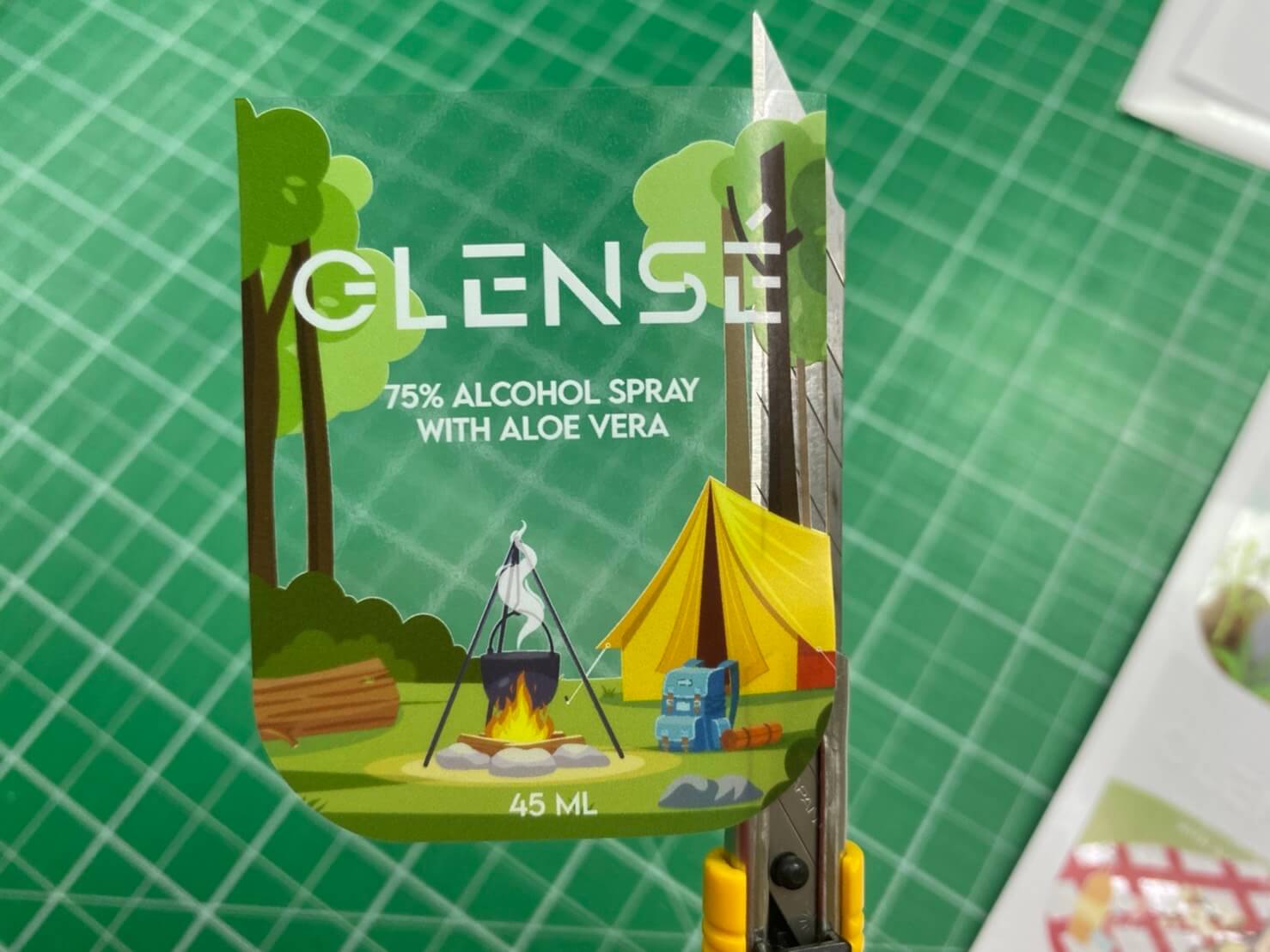 ฉลากสินค้าแบรนด์ แบบใส