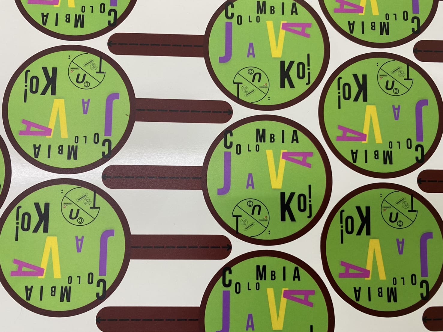 ทำสติ๊กเกอร์ไดคัทติดแก้ว