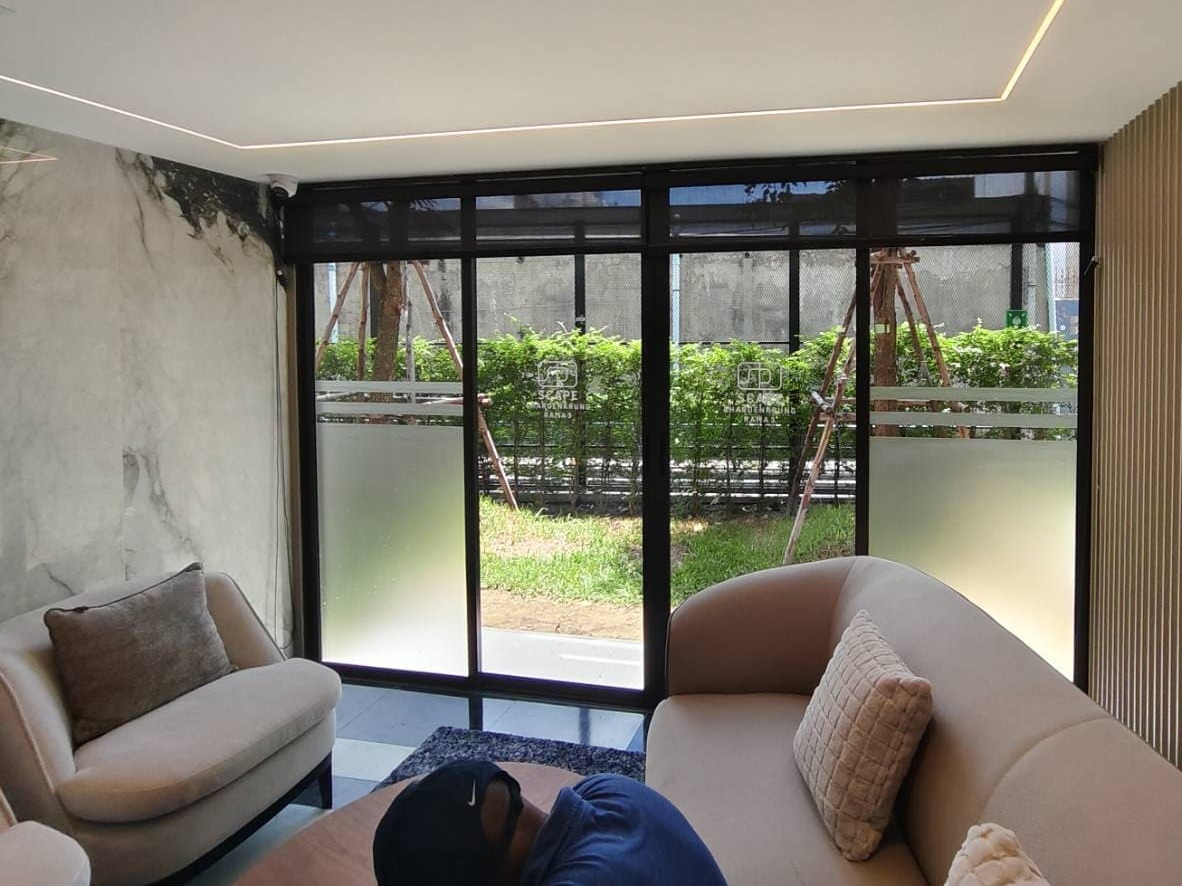 ฟิล์มฝ้าติดกระจกบ้าน ราคา