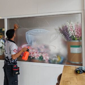 รับติดสติ๊กเกอร์ฝ้า ด่วน