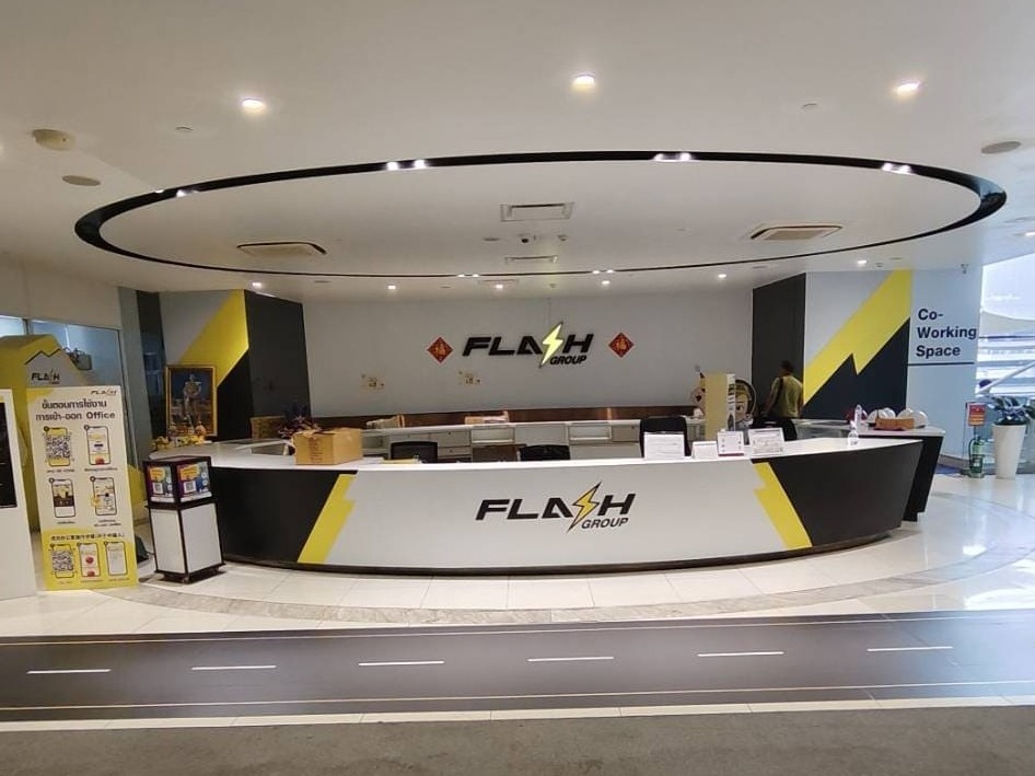 รับทำสติ๊กเกอร์ติดผนังตกแต่งร้าน ครบวงจร