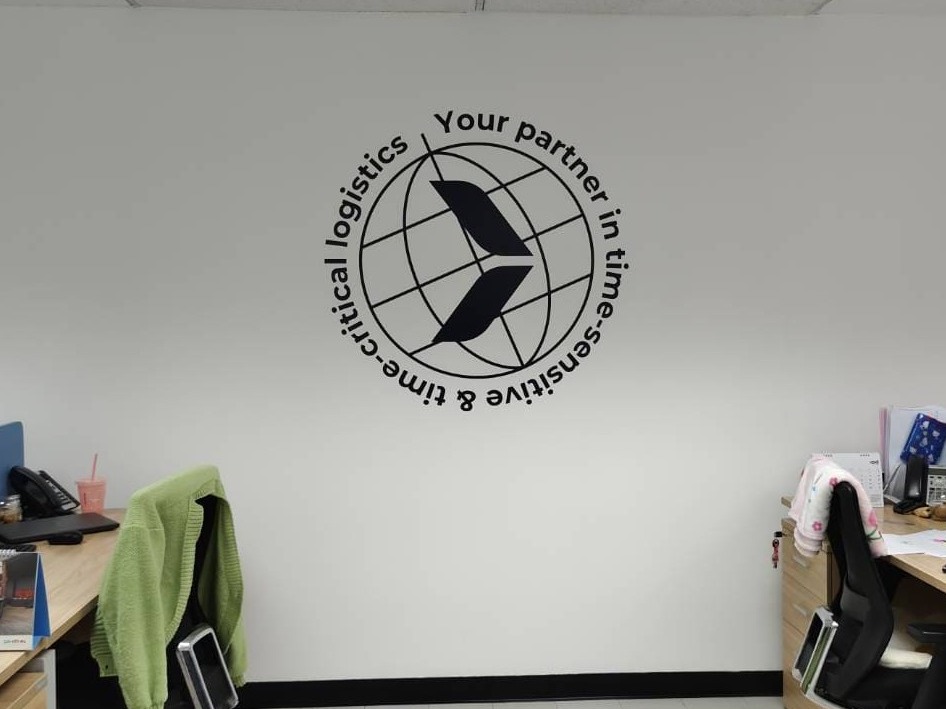 ทำสติ๊กเกอร์ไดคัทติดผนังปูน