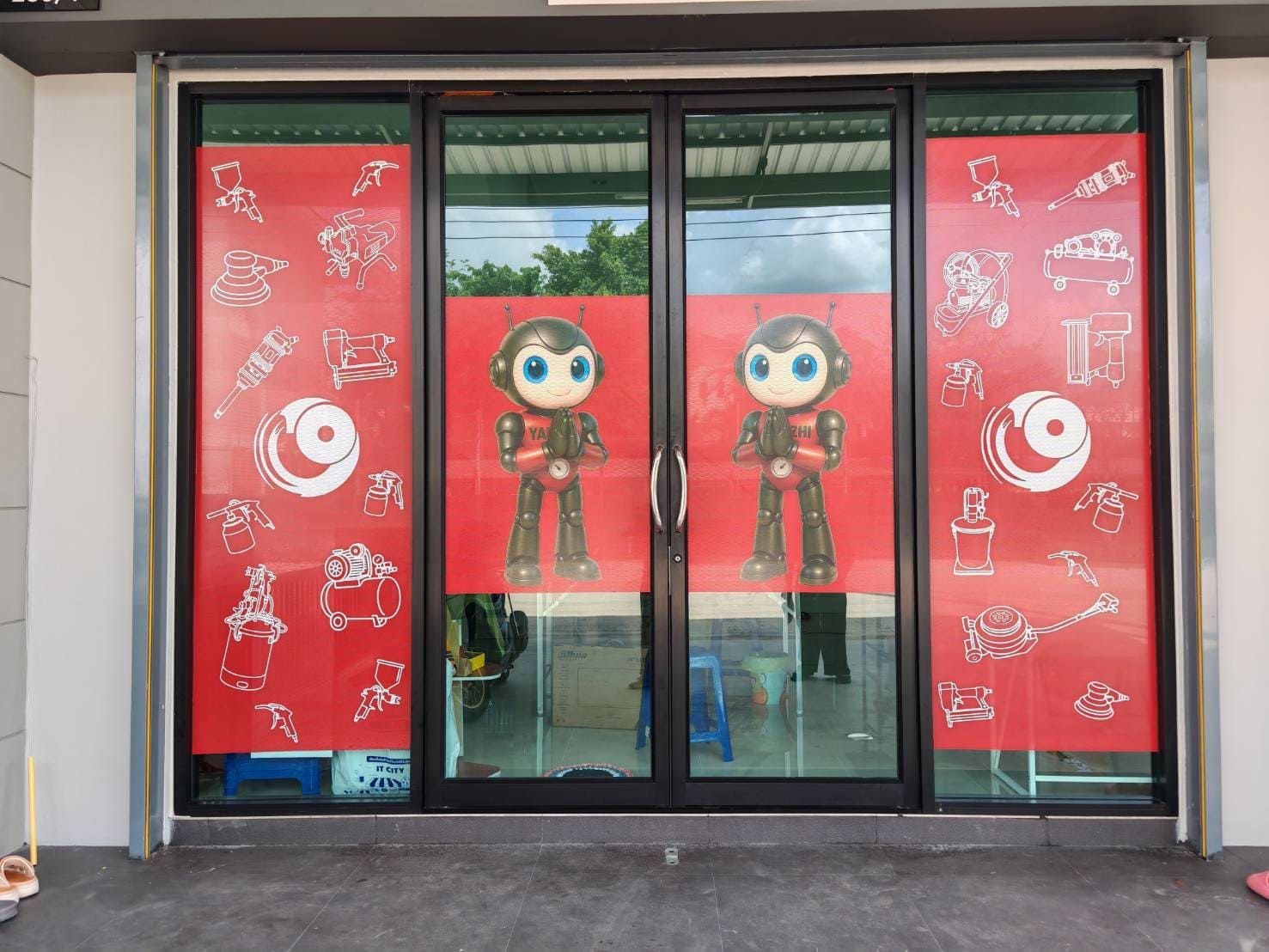 ร้านสติ๊กเกอร์ติดกระจก ใกล้ฉัน