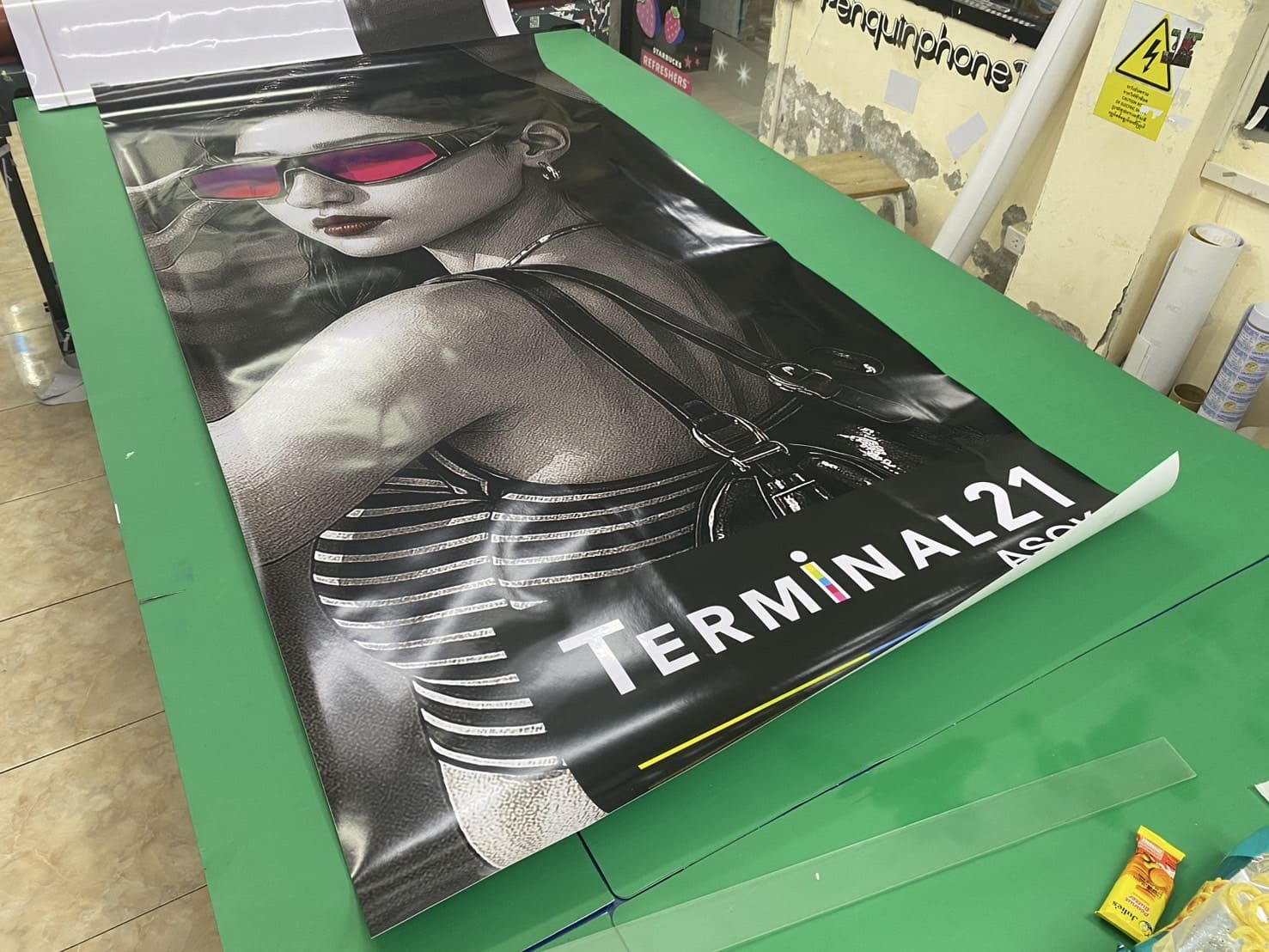 วอลเปเปอร์พิมพ์ลายด่วน ราคาถูก