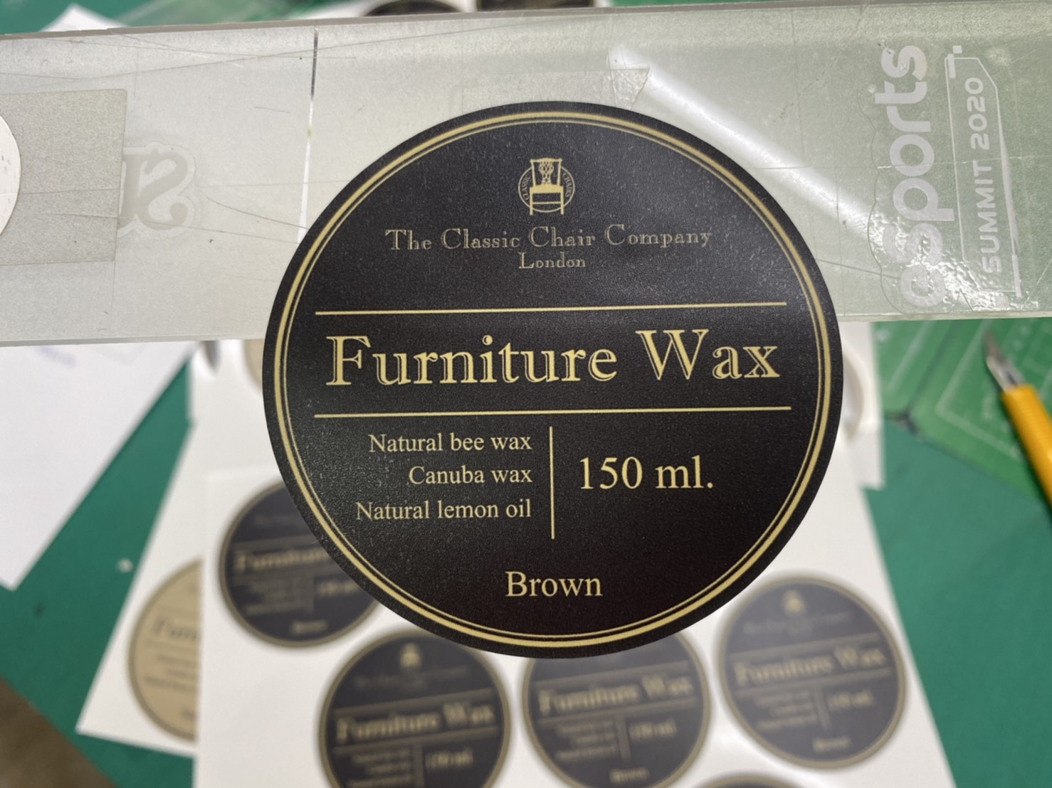 สติ๊กเกอร์ติดบรรจุภัณฑ์สินค้าส่งออก