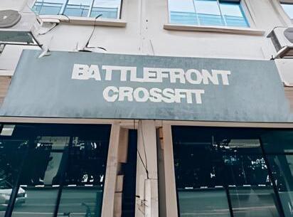 สติ๊กเกอร์ติดผนังปูน ภายนอก