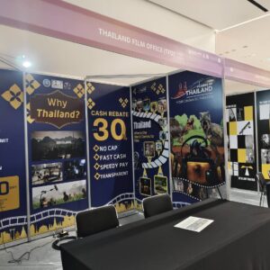 ราคา สติ๊กเกอร์ติดผนังโฆษณา