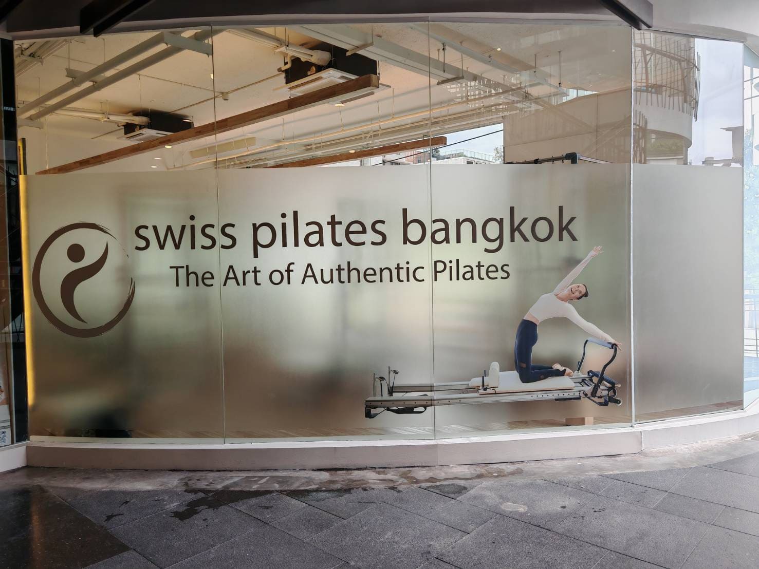 สติ๊กเกอร์ฝ้า 3m แผ่นใหญ่