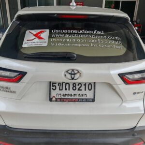 สั่งตัดสติ๊กเกอร์ติดกระจกรถ