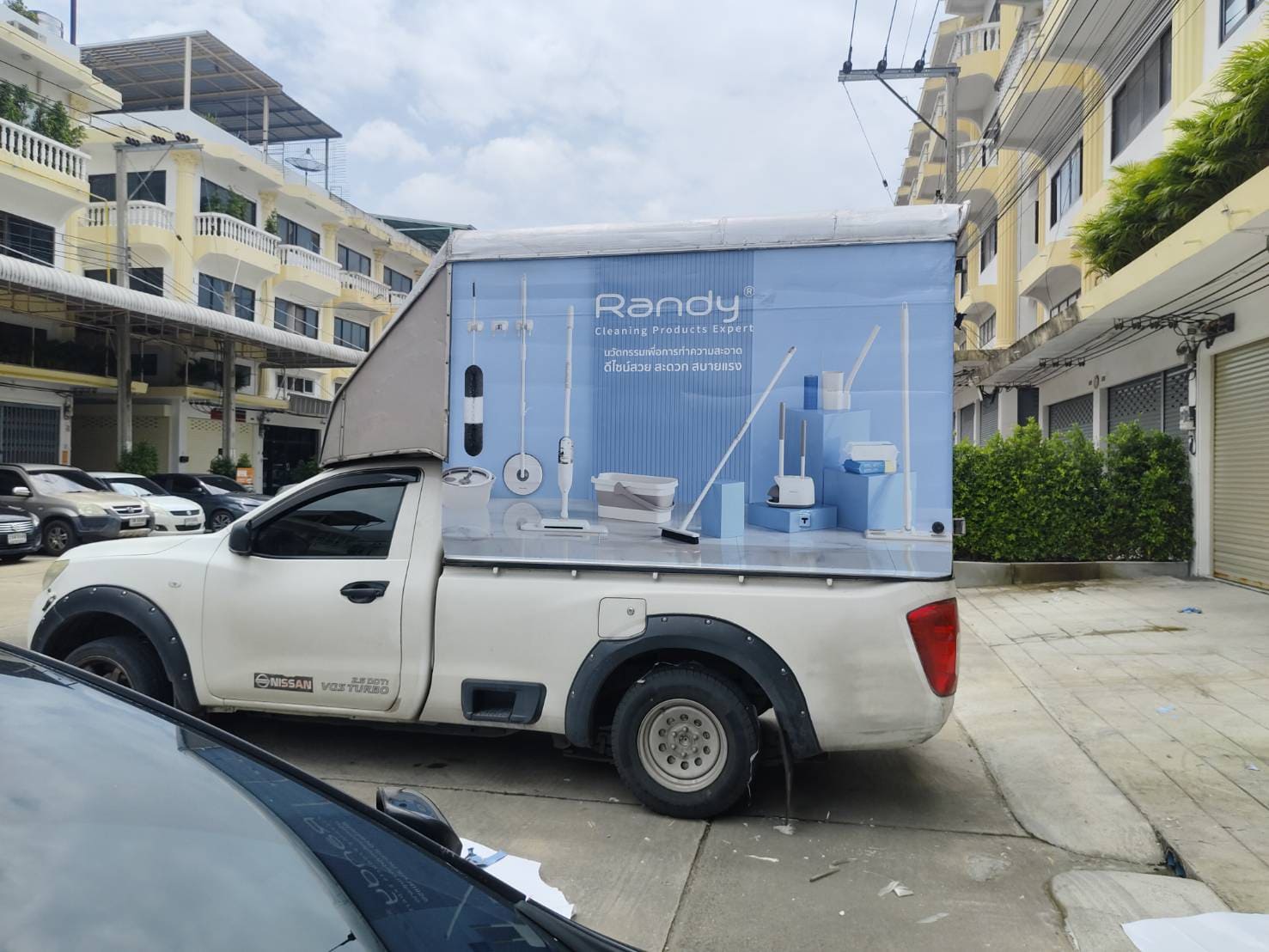 พิมพ์สติ๊กเกอร์ติดรถโฆษณา