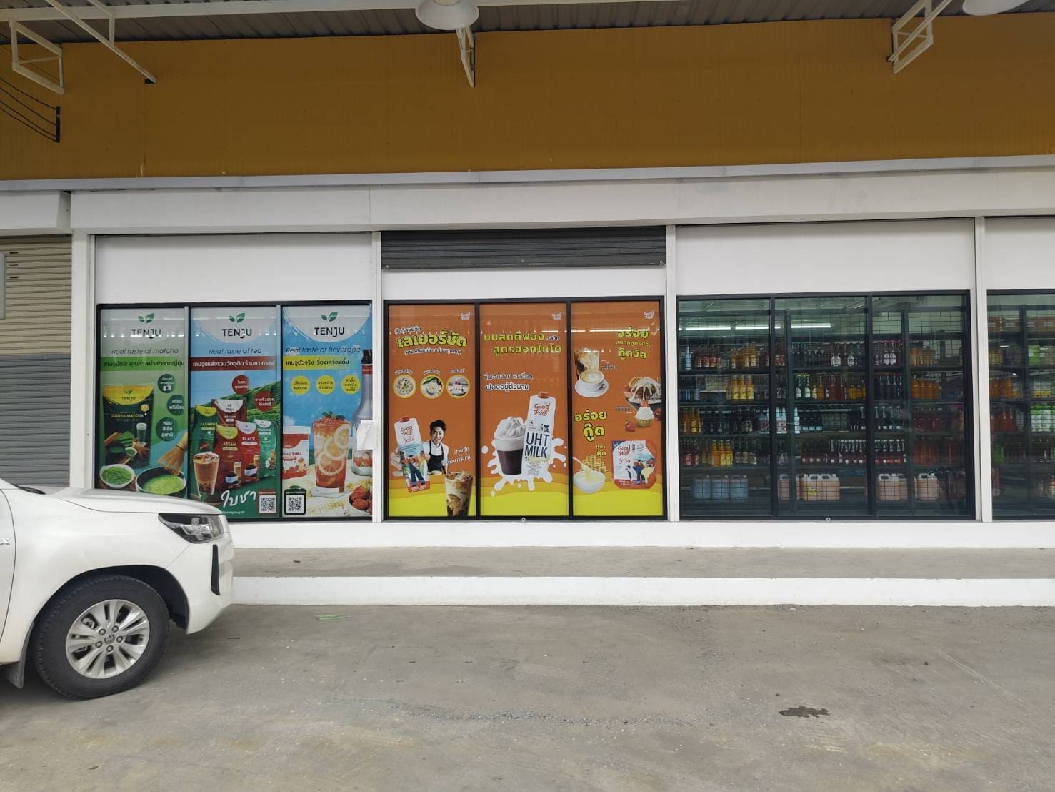 ร้านทําสติ๊กเกอร์ติดกระจก