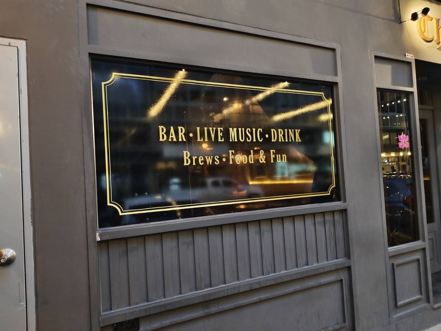 ตัดสติ๊กเกอร์