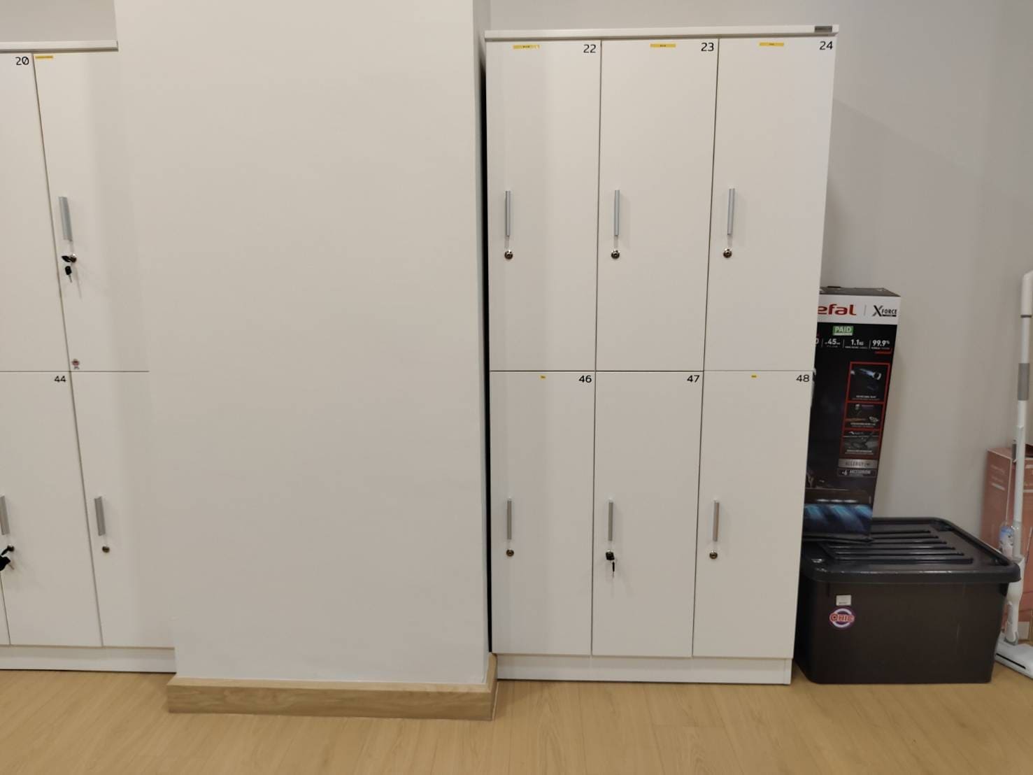 รับทำสติ๊กเกอร์ติดตู้ล็อคเกอร์