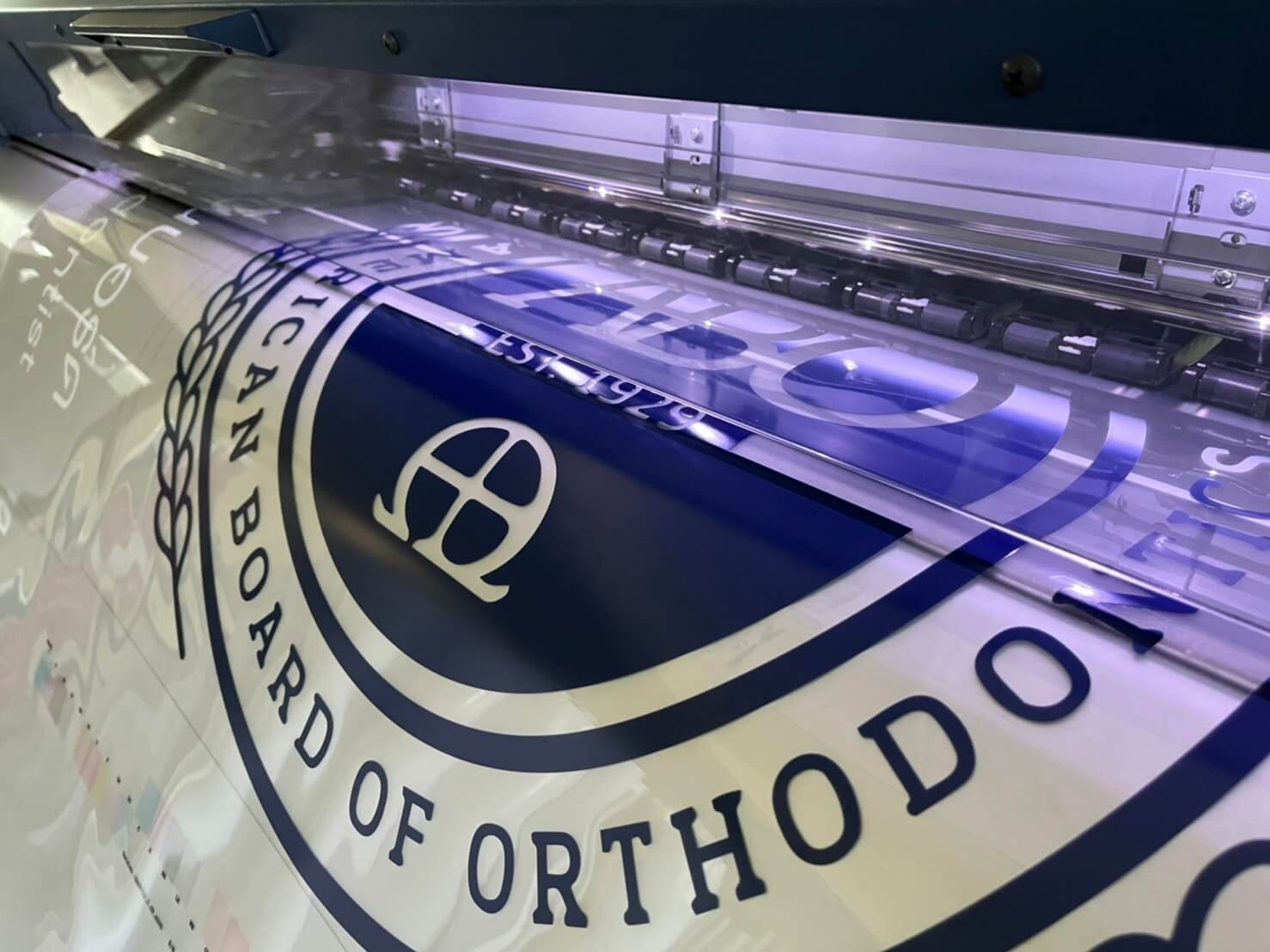 รับปริ้นสติ๊กเกอร์ไดคัท