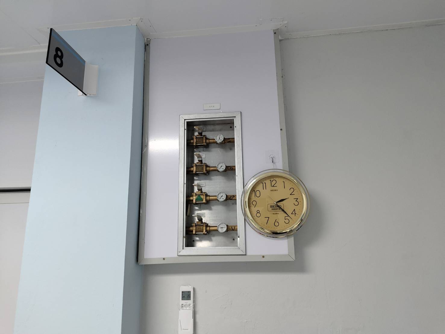 ราคา สติ๊กเกอร์ติดตู้ไฟ