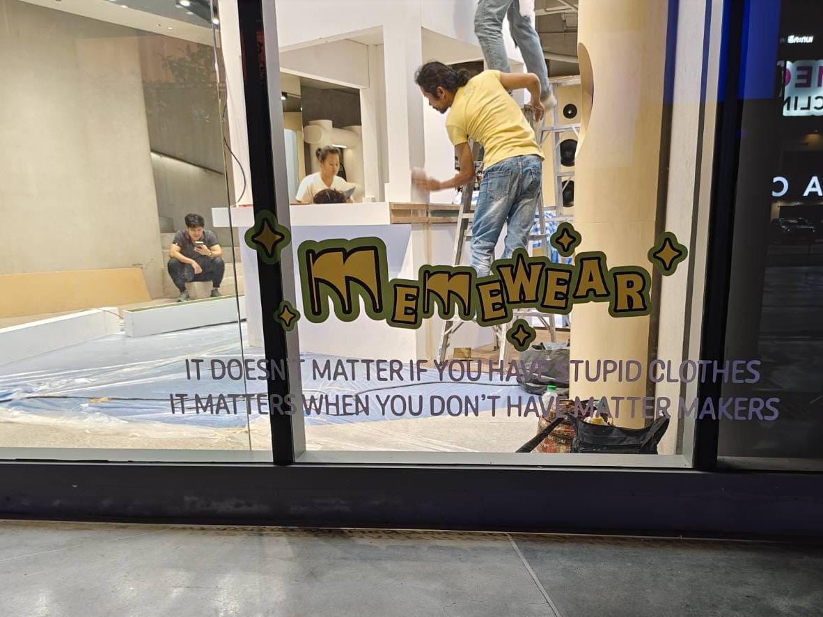 ร้านตัดสติ๊กเกอร์ติดกระจกใกล้ฉัน