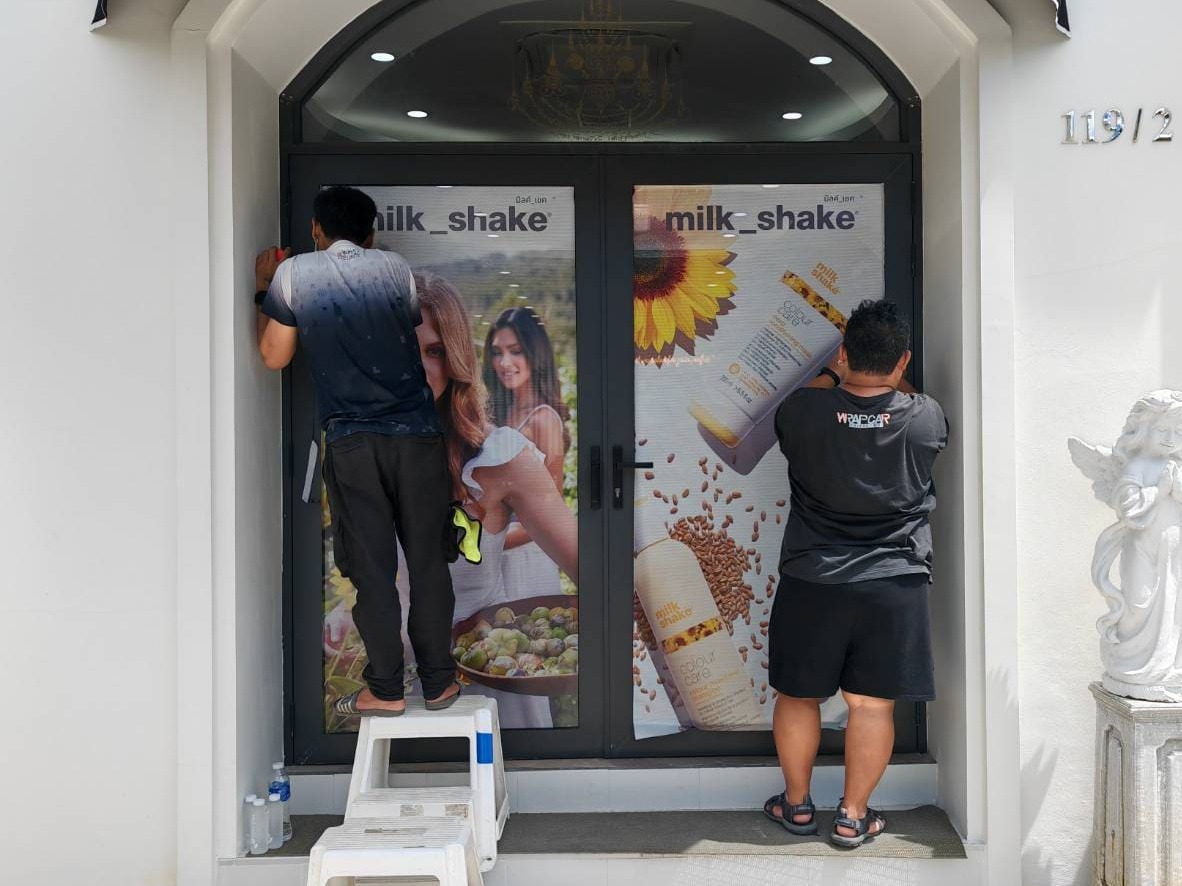 ร้านรับทำป้ายซีทรูพร้อมติดตั้ง