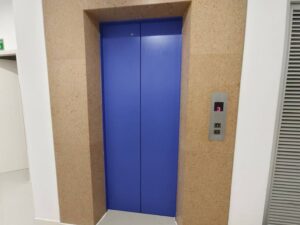 สติ๊กเกอร์ติดลิฟท์